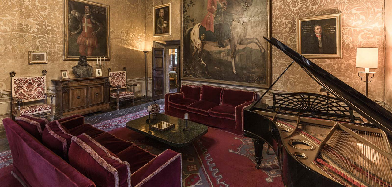 | #BELLEZZEDELLATUSCIA | Il Castello Ruspoli - VIGNANELLO