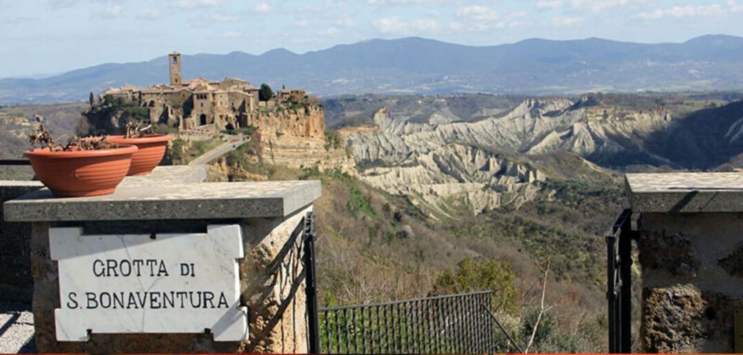 | #BELLEZZEDELLATUSCIA | La città che muore - CIVITA DI BAGNOREGIO