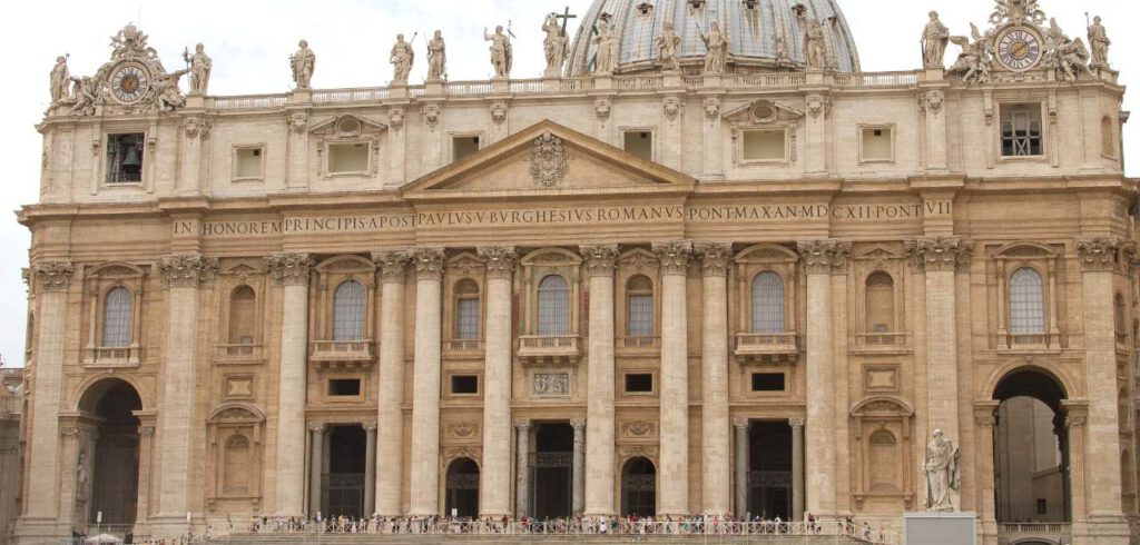 | #DINTORNIDELLATUSCIA |   San Pietro - CITTA' DEL VATICANO