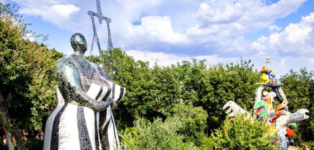 | #DINTORNIDELLATUSCIA |    Il Giardino dei Tarocchi - CAPALBIO
