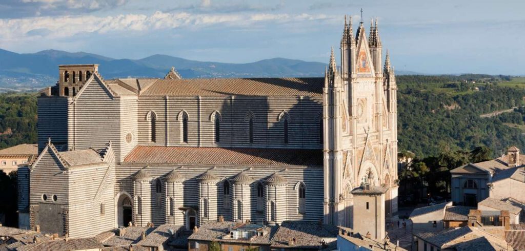 | #DINTORNIDELLATUSCIA | Il Duomo di Orvieto - ORVIETO